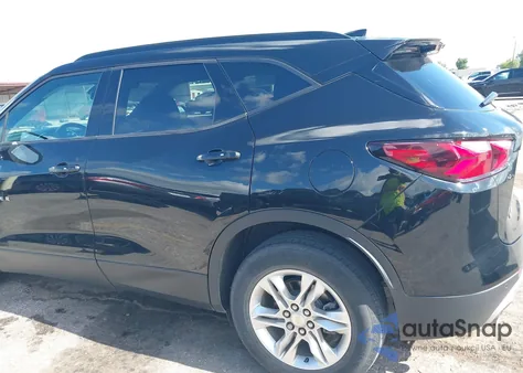 2020 Chevrolet Blazer Fwd 2Lt from USA, damaged, VIN 3GNKBCR48LS615359